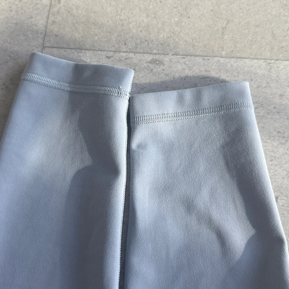 Lululemon wunder under leggings 28” size 4 - Picture 6 of 6